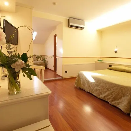 Hotel Hotel Corona 2*